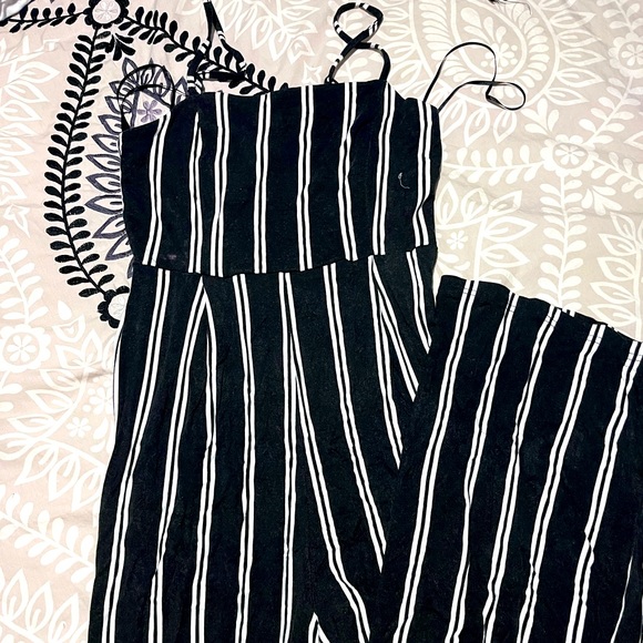 Chic palazzo style one piece - Picture 1 of 1